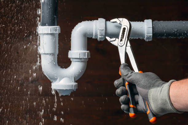 Professional Water Line Repair technician working in Summersville, MO